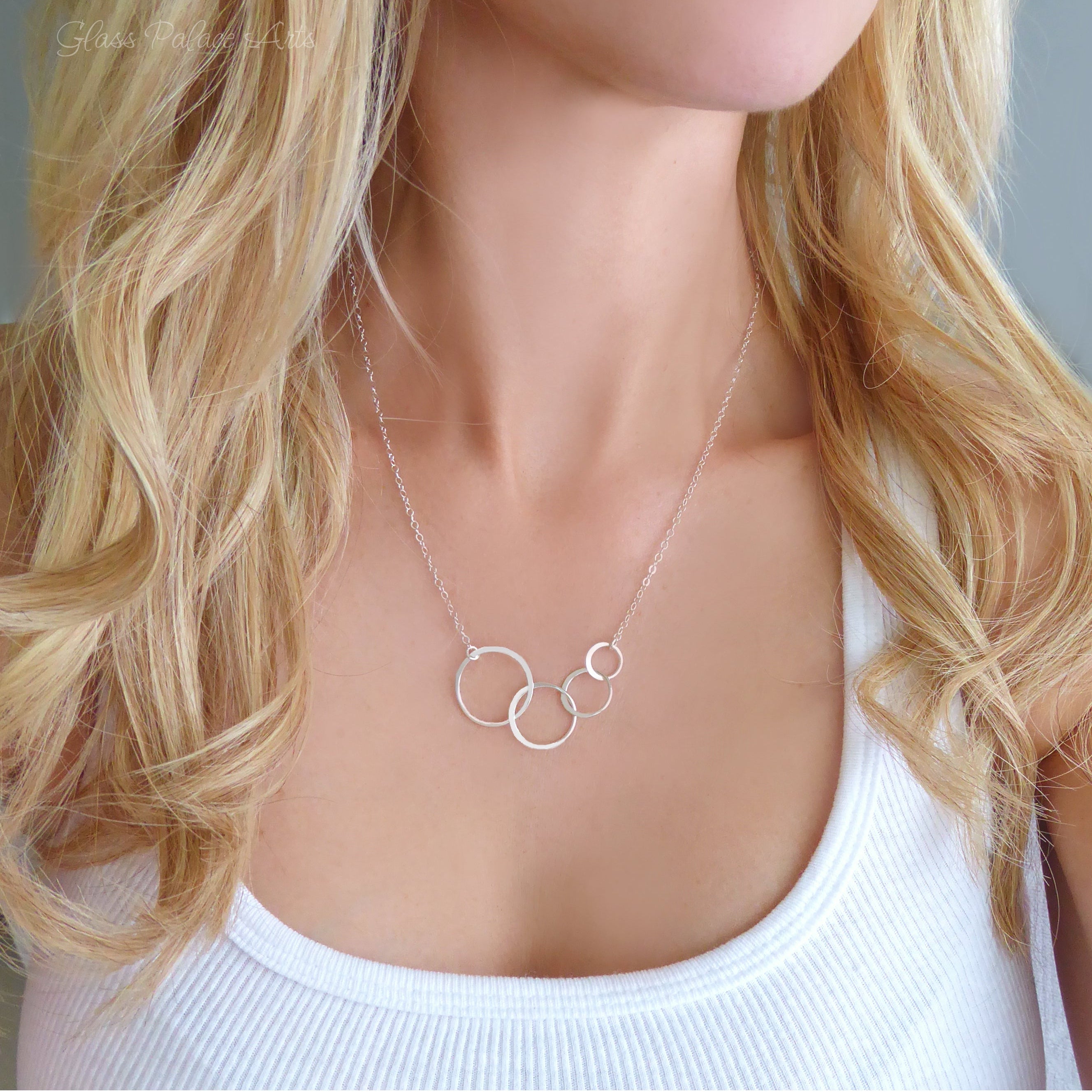 Four Circle Infinity Necklace On Family Message Card